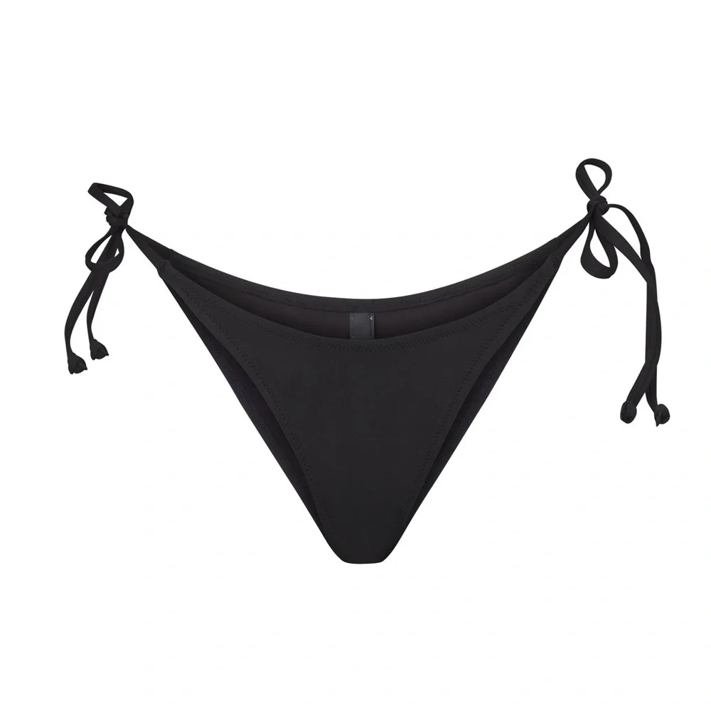 SKIMS SIGNATURE SWIM DIPPY TIE BIKINI BOTTOMS | Color:‎ Onyx | NEW/NWT!!🖤🖤
